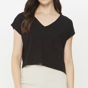 Comune 'Wadena' Crop Top - Black